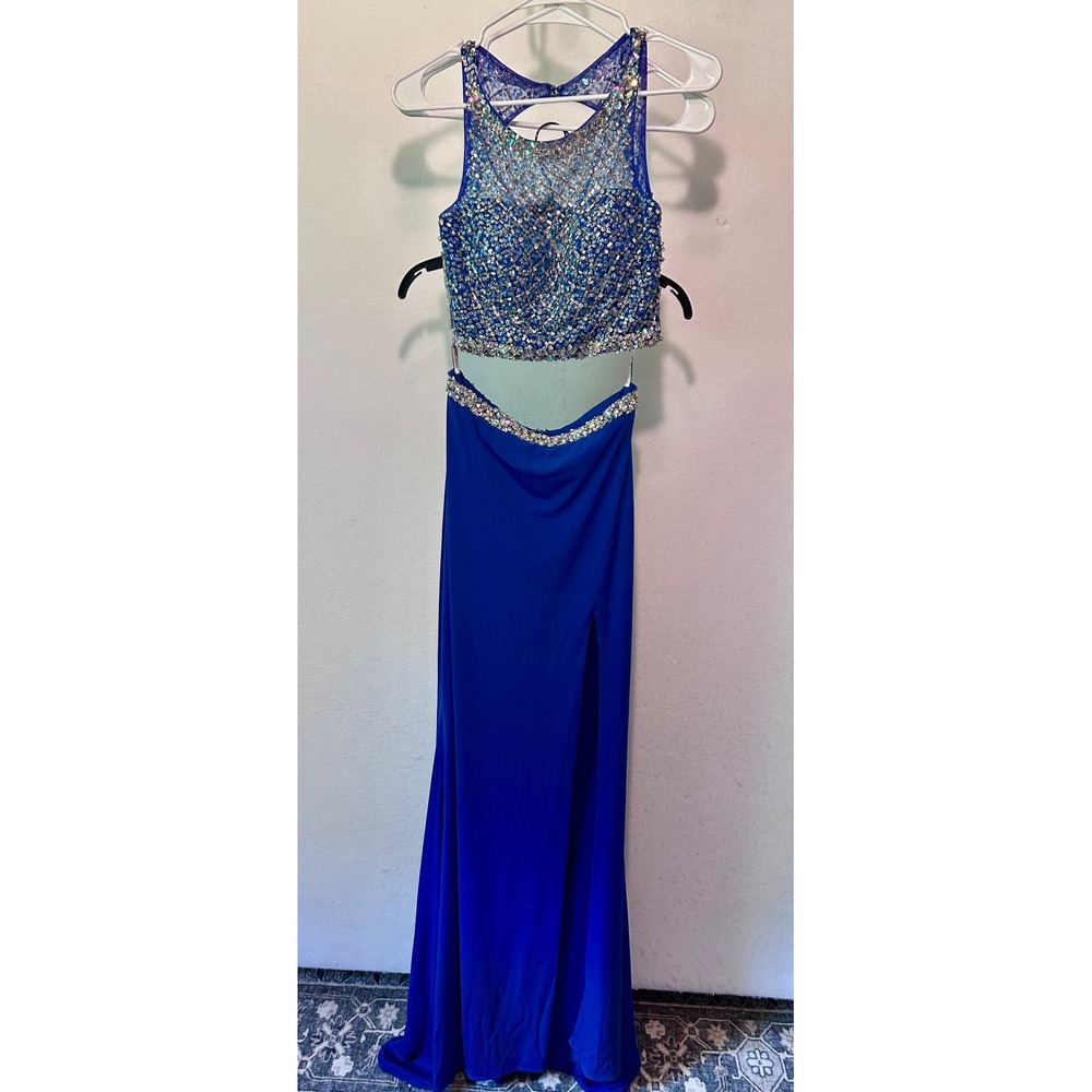 Intrigue by Blush Royal Blue 2 Piece Beaded Prom Dress Gown Size 4 Style 141